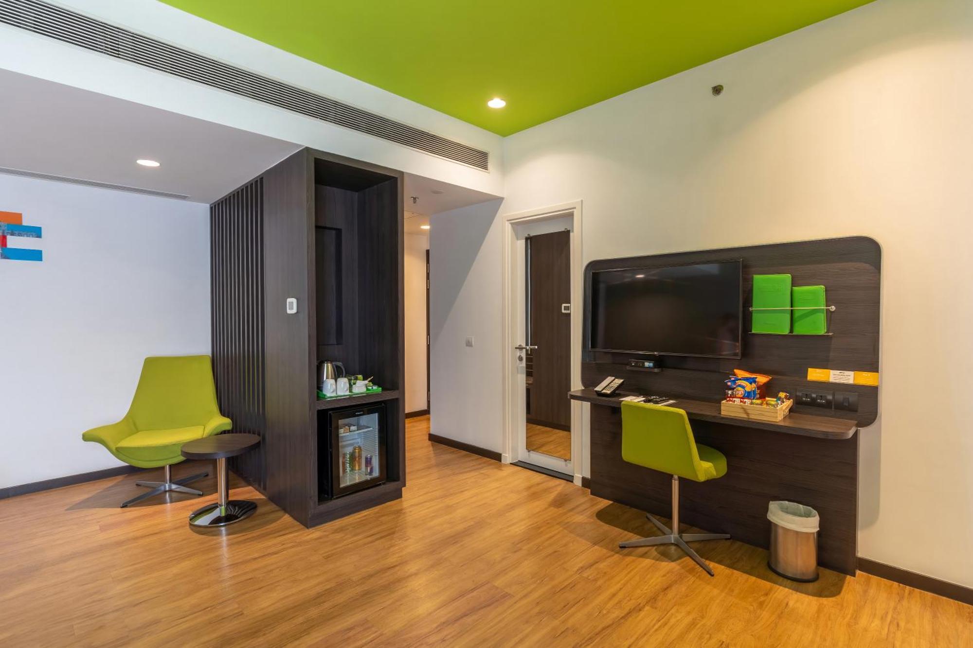 होटल Park By Radisson,south Delhi 5*